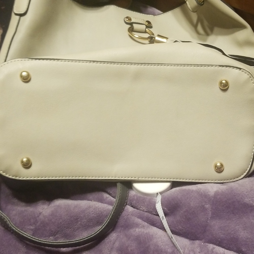 Lulu dharma Bag - Picture 6 of 6